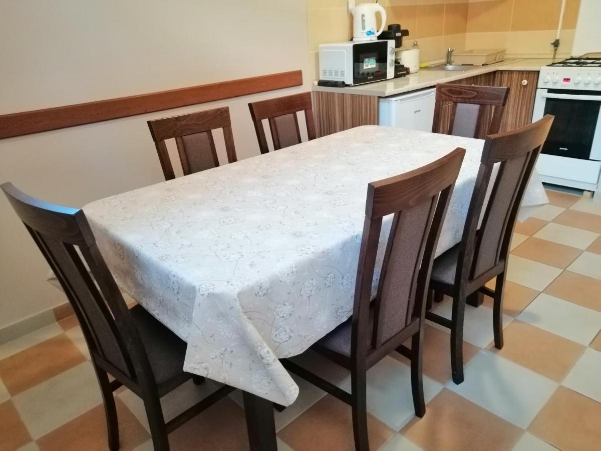 Apollo Vendeghaz Appartement Edelény Buitenkant foto