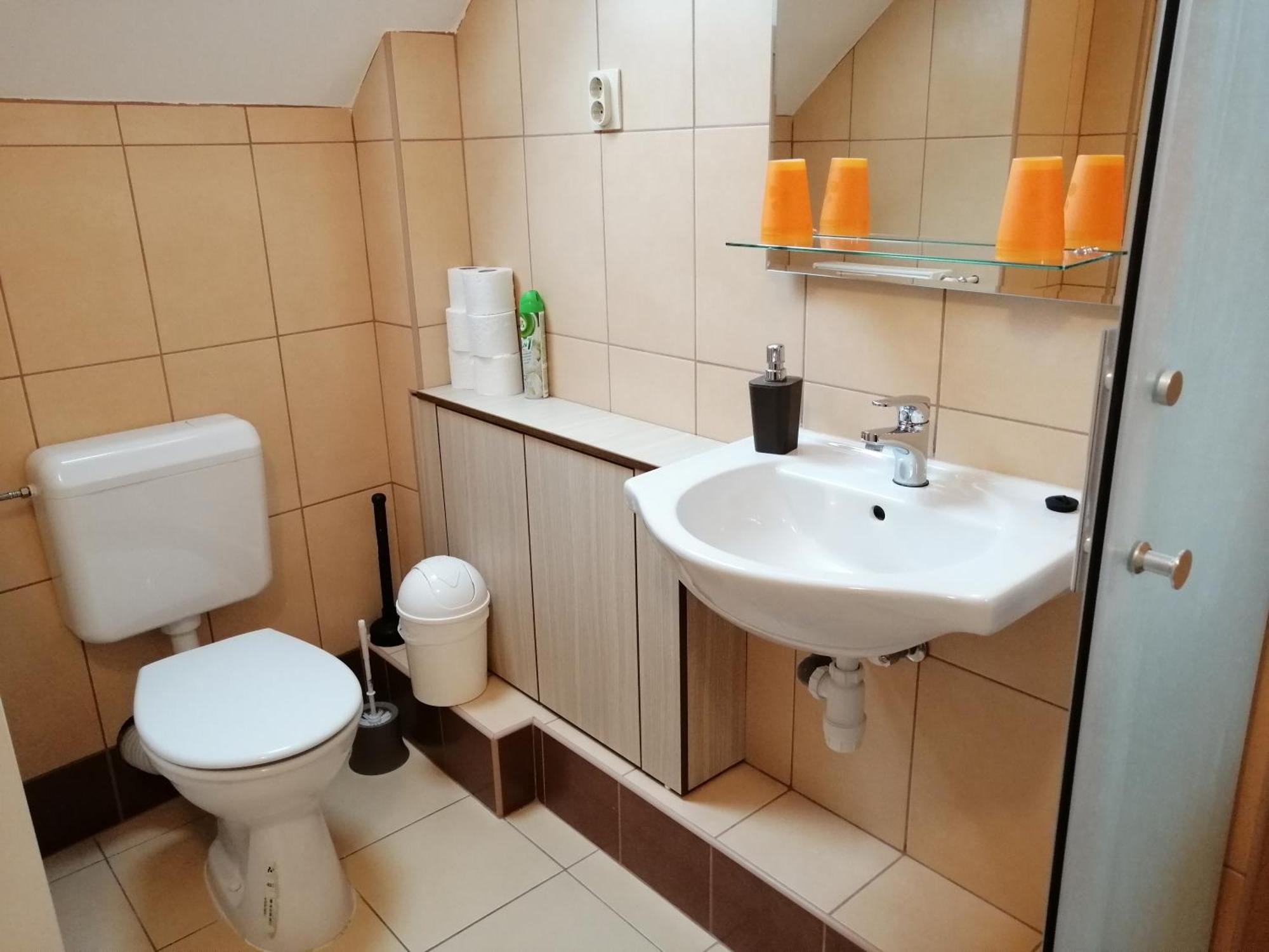 Apollo Vendeghaz Appartement Edelény Buitenkant foto